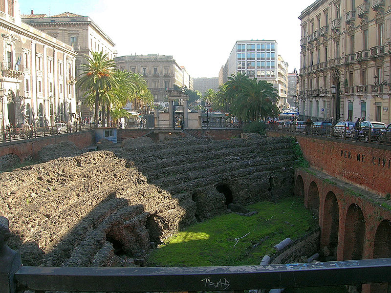 L'amphithéâtre Romain sur la Place Stesicoro à Catane